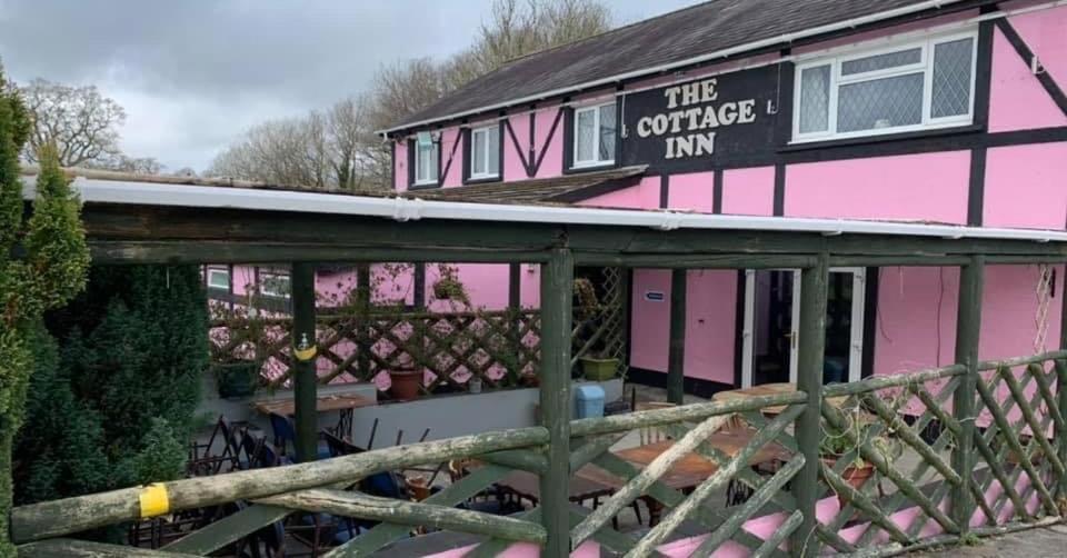 The Cottage Inn Llandeilo Kültér fotó